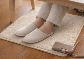 �g�~�ł������͊���? �z�b�g�J�[�y�b�g�Ő�����A�S�n�悢�~�̋��ꏊ�Â���