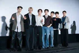 ENHYPEN�A���ʉ�&�g�[�N�C�x���g�J�� ���{��ň��̃��b�Z�[�W���I �V���ȃc�A�[���g�������h