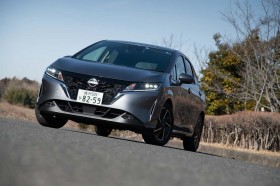 ���Y�m�[�gX�iFF�j�y����L�z