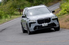 BMW X7 M60i xDrive�i4WD/8AT�j�y����L�z