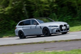 BMW M3�R���y�e�B�V����M xDrive�c�[�����O�i4WD/8AT�j�y����L�z