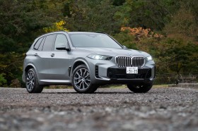 BMW X5 xDrive50e M�X�|�[�c�i4WD/8AT�j�y����L�z