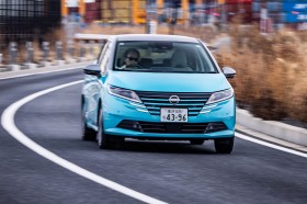 ���Y�m�[�gX FOUR�i4WD�j�y����L�z