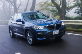 BMW X3 xDrive20d M�X�|�[�c�i4WD/8AT�j�y����L�z