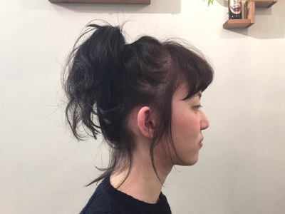 ざっくり感がかわいい 三つ編みで作る簡単ふわふわお団子アップヘアをもう試した Oricon News