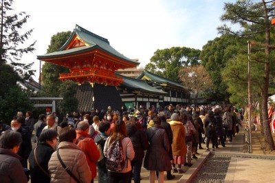 金運のチャンスは40日！新宿「穴八幡宮と放生寺」の一陽来フク