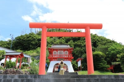 薩摩半島最南端の岬はやっぱり絶景だった！鹿児島「長崎鼻」 | ORICON NEWS