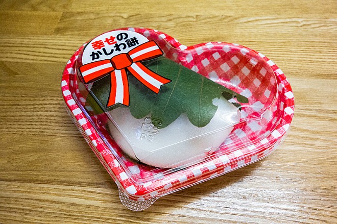 かしわもち 柏餅 – 塩瀬総本家