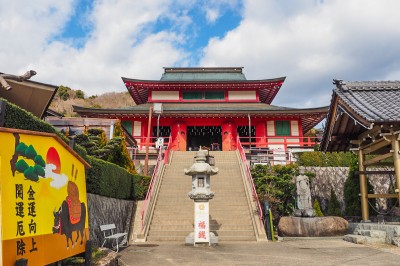 願い事別に区切られた賽銭箱！京都「銭司聖天 光明山聖法院」 | ORICON NEWS