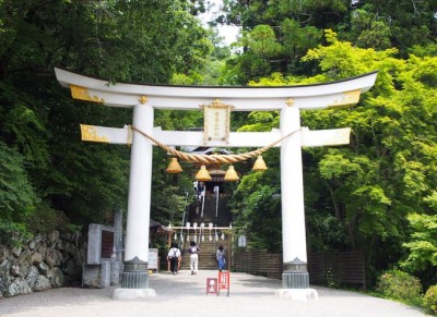 埼玉長瀞「宝登山神社」とロープウェイで奥宮へ！噂の黒いお守りも