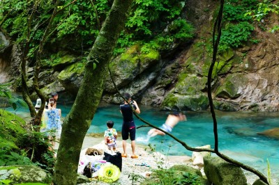 海のない栃木県 だったら透明度抜群の那須 木俣川 で水遊びしよう Oricon News