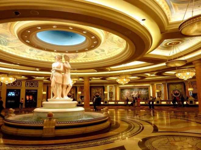 Caesars-Palace_Augustus-Lobby-
