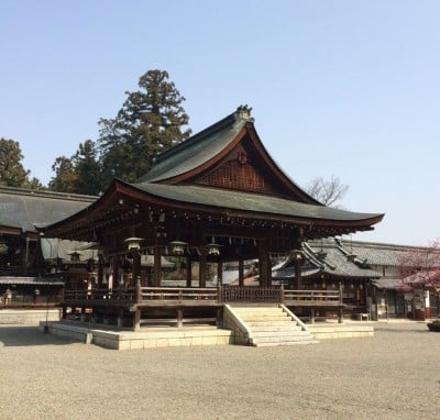 滋賀「沙沙貴神社」は全国の佐々木さんのための寺院！ | ORICON NEWS