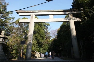 石清水八幡宮「初詣」徹底ガイド！八幡御神矢を受けて厄除開運！ | ORICON NEWS