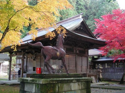 但馬有数の紅葉の名所 養父神社 は御朱印帳もお守りもかわいい Oricon News