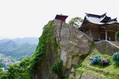 山形 山寺 の可愛いお土産とご当地グルメ 紅花染めや玉こんにゃく Oricon News