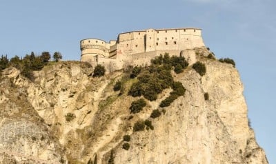 カリオストロの城 逃走 旅たち 断崖 携え