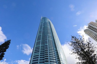 オーストラリアで一番高い住居ビルにある「Q1 リゾート＆スパ 