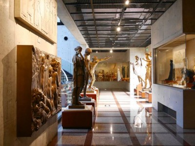 世界唯一の姉妹館が三重に！「ルーブル彫刻美術館」はB級だけど