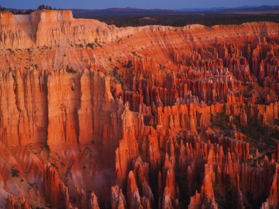 米国ブライスキャニオン国立公園「HooDoo」の色彩は神秘的だ