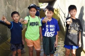 15�Z���`�̃e�i�K�G�r��! �p���H�̐��𔲂�����c�ώ@��Ɏq�ǂ����� ����E���