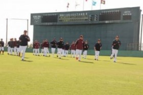 �y�V�A���t�̋v�ē��L�����v������ �����Ŏ��{�� �����̃R���i���X�N�l��