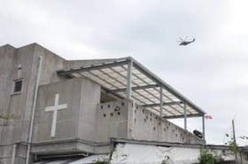 �΃��u�ۈ牀��110�f�V�x���̑��� �ČR�@�̕��V�Ԕ�s��ł̗�������