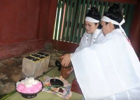 �񗢏�~�o���Łu���䐅�v��[ ���N�̕��a��R���i�����肢