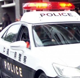 �X�[�p�[�̉ו�����R��j�󂵂��^���A�\�͒c�����đߕ� �ߔe��