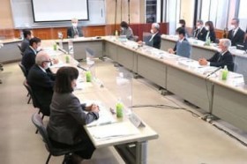 32�R���A���J�݂̍�����N �����ψ��u�����i�s�v���O�ő����̑΍��K�v