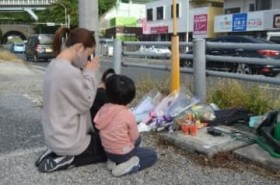 ����E�Y�Y�_���v�J�[���d���� �^�]��̋Ζ�����Ƒ�{�� �S���Ȃ���2�l�̐g������