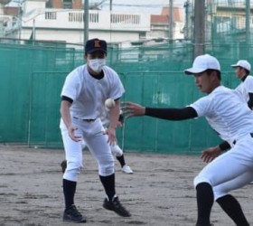 �b�q���t�ĘA�e�̃G�[�X���܂��񂪎w���҃f�r���[ ��Z����̃R�[�`�A�C