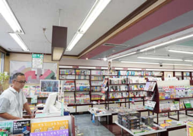 県内まちの書店はいま（1）現状　「飯食えない」老舗も苦境 | ORICON NEWS 県内まちの書店はいま（1）現状　「飯食えない」老舗も苦境