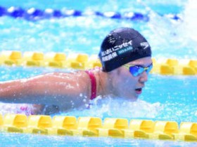 ���j�W���p���I�[�v���@���q400m�l���h���[�E���x�`����V