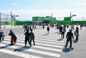 �Č��x�ɋ����A���������ʐ^�B�e�@�����́u�a�J�X�N�����u�������_�v�I�[�v���Z�b�g�@��ʌ��J��4700�l