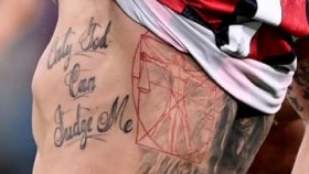 43�Έ����X�^�[�A20�N�O�ɒ������^�g�D�[�����[�U�[�ŏ����I�ɂ݂ɋ��ԗl�q�����J