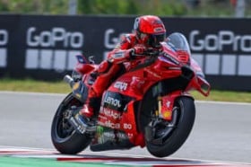 M.�}���P�X��3��Ԃ�̃|�[���BQ1�X�^�[�g�̃x�[�b�`��2��A��1��ځ^��14��n���K���[GP