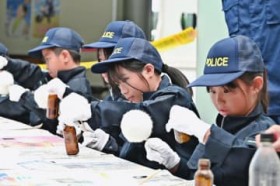 �w��̎�u�����Ƃ���Ă݂��������v �����w����70�l�A�x�@�̎d����̌� ���ꌧ�x�����w��