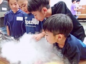 ���D�����ڂ�?�s���b�Ɠd�C?�Ȋw�̌��Ɂu���N���N�v �X������Őe�q�Ŋw�Ԏ�������