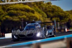 BMW�AM�n�C�u���b�h V8�̋�͕ύX�Ɂg�W���[�J�[�h�g�p��F�߂�B�e���̓t�����g�G���h�ɂƂǂ܂炸