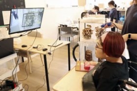 �d�ǐS�g��Q�Ҏx�����n��Ƃ̉˂����Ɂ@��a�̖��v�����Ə��J�݁A���E��^