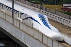 �����̏�蕨�Ŏ���500km��̊��I���d�����j�A�uL0�n���ǌ^������M10�v�̑̌���ԃC�x���g�@11���J��