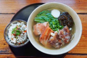 �{��������̃e���r�Љ�Ől�C�� ����E����s�u�K����񂻂΁v10���N ��A�W�܂�A�G�C�T�[�Ȃǂŏj��