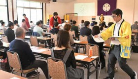 �u�ƍN������v���ʂ����Ɂ@�߉��A70�l��100��ɒ���