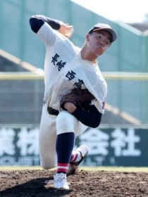 �������w�̐i�w�Z�E���萼�A70�N�Ԃ�̏H�G���ɒ���c��B���Z�싅�����{��ŊJ���I