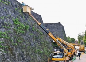 �����Ղ�O�Ɏ񗢏�𐴑|�@��ǂ�ʘH�����d�C�H���ƍH�Ƒg�����{�����e�B�A�@�����4�N�ځA61�l���Q��