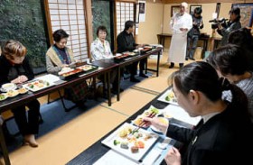 �C�^���A�����i�����A�����ł������H�@�đ�E�ɒB�O�����X�����������A���N4������񋟊J�n