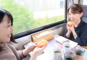 �����S�����u����?�����X�C�[�c�g���C���v�^�s�I�@�n���̐H�ގg���������َq�ƌi�F�����\�@����