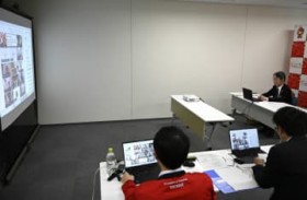 �u�����������v�Ɋ�@�H�@�w����30�N��4�����@����g��֐��Y���10�����^�b�O