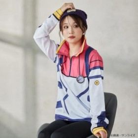 ���f������̒����Ȃ����}�`�����̂��́I�u�K���_�� �W�[�N�A�N�X�v�p�C���b�g�X�[�c�W���[�W���\���t���{�A�|�����j�A���Y�}�[�N�ʃo�b�W�t��